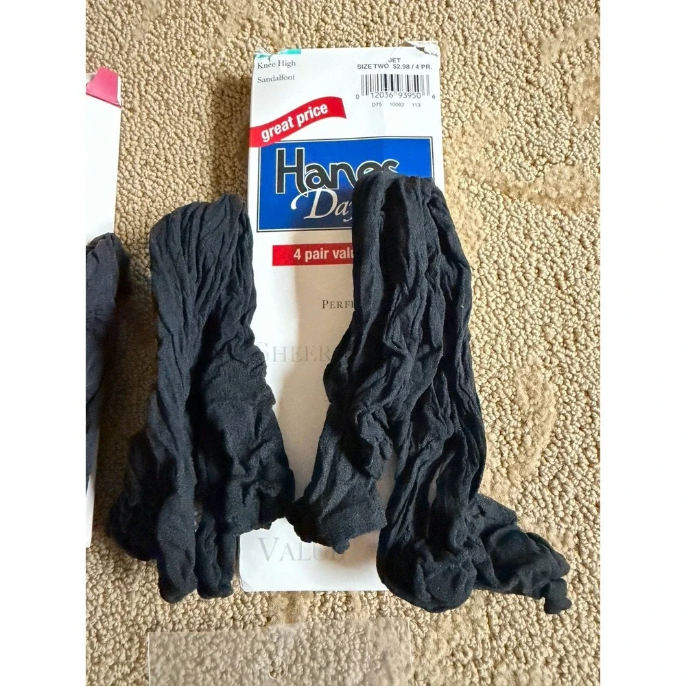 Lot of 7 Vintage Knee High Sheer Sock Black Jet Sandalfoot Nude Vassatette Hanes